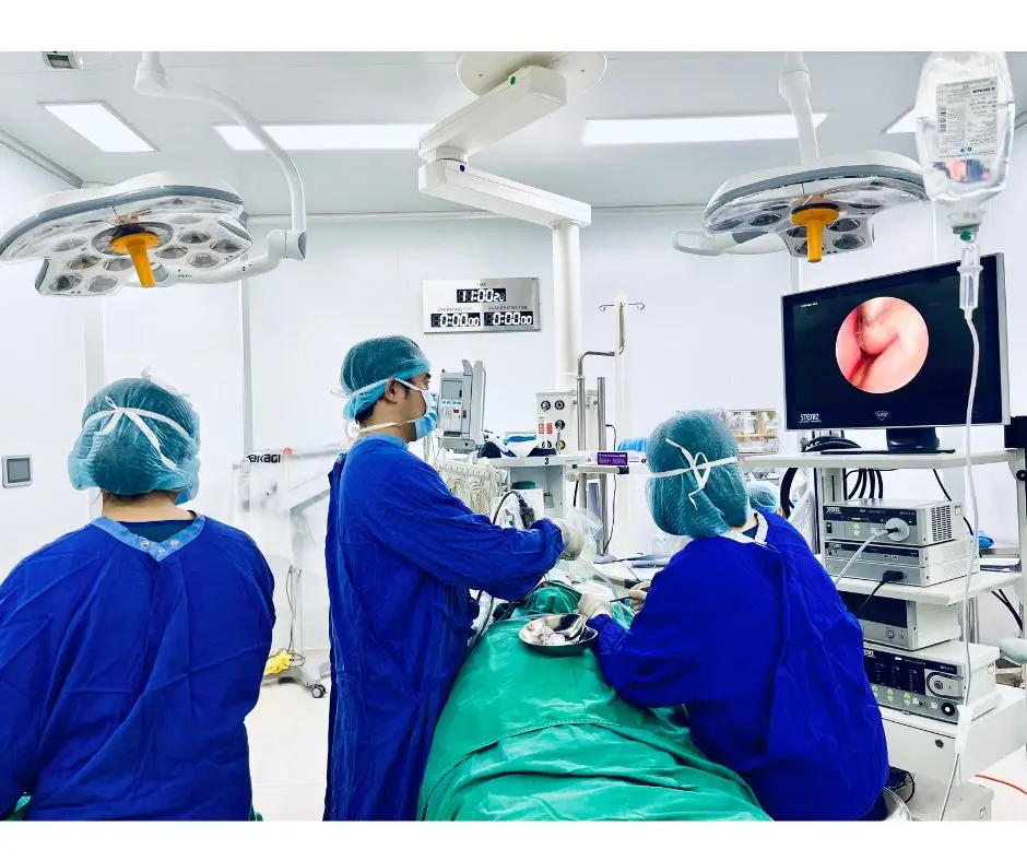 Read more about the article Nạo VA là gì? Khi nào cần phẫu thuật?- Bác sĩ Đức – Nha Trang