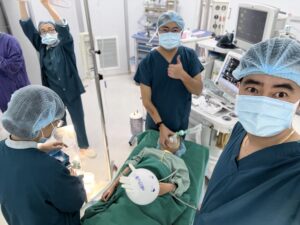 Read more about the article 1000+ ca cắt amidan thành công: Chia sẻ từ bác sĩ Đức Nha Trang