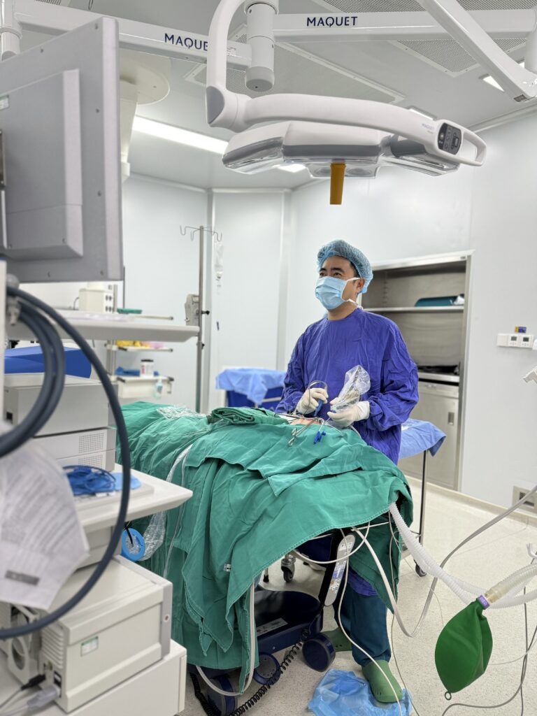 Bác sĩ Nguyễn Hữu Đức- Khám chữa bệnh Tai Mũi Họng tại Nha Trang