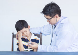 Read more about the article Khi nào nên cắt amidan cho trẻ? Dấu hiệu nhận biết cha mẹ cần lưu ý